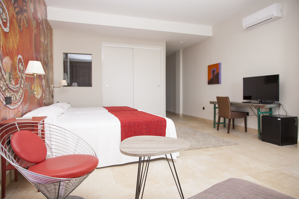 Hotel Miba Салобрения Экстерьер фото